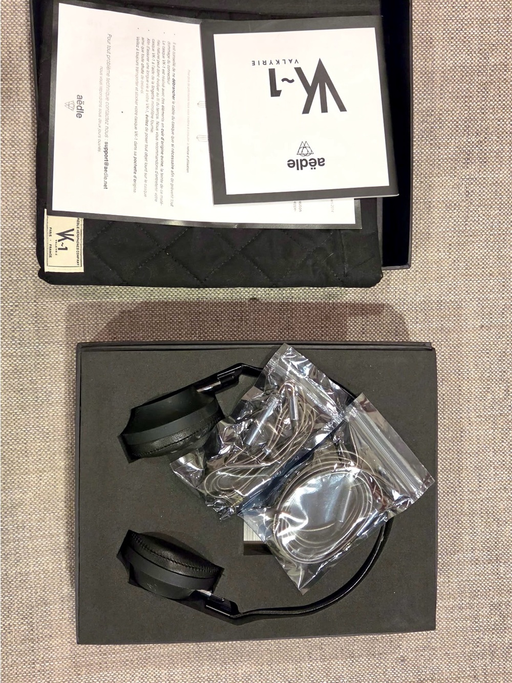 Aedle VK-1 carbon edition headphone